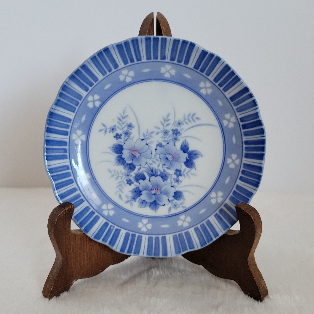 Vintage Blue & White Floral Trinket Dish